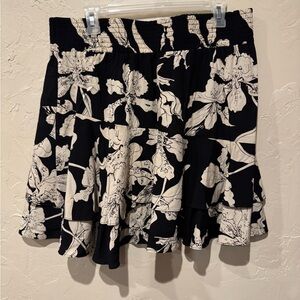 Cabi Black and Cream Floral Skirt